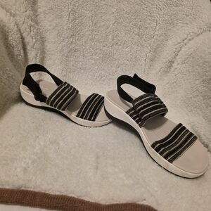 Clarks Black and Cream Striped Sandals